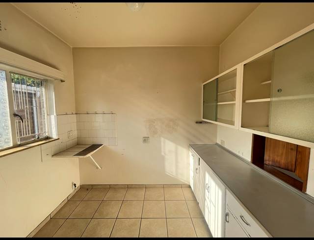 1.5 BEDROOM APARTMENT BLOCK FOR SALE IN CASSELDALE